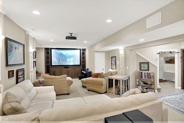 9986 Springstone Road, Fishers, IN 46055