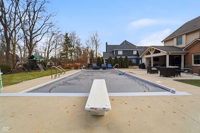 9986 Springstone Road, Fishers, IN 46055