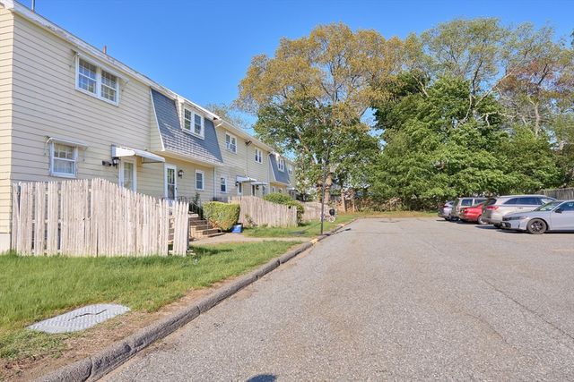 179 Pleasant Valley St A, Methuen, MA 01844