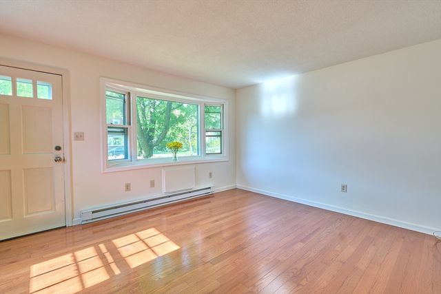179 Pleasant Valley St A, Methuen, MA 01844