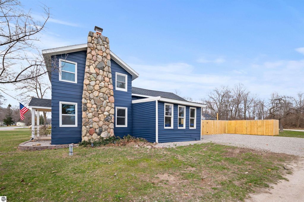 Image 22 of property listing at 2710 N US-31, Kewadin, MI 49648