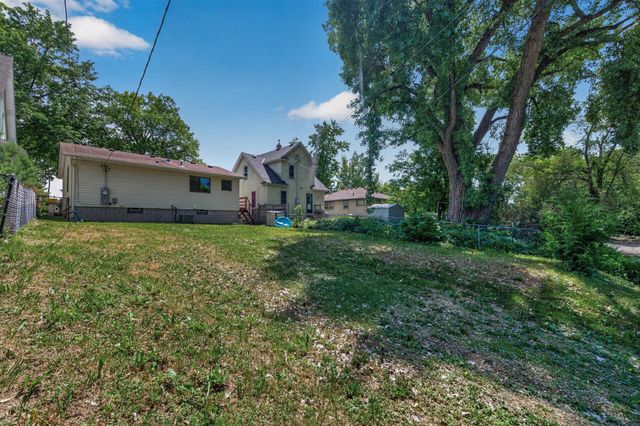 1631 Woodbridge Street, Saint Paul, MN 55117