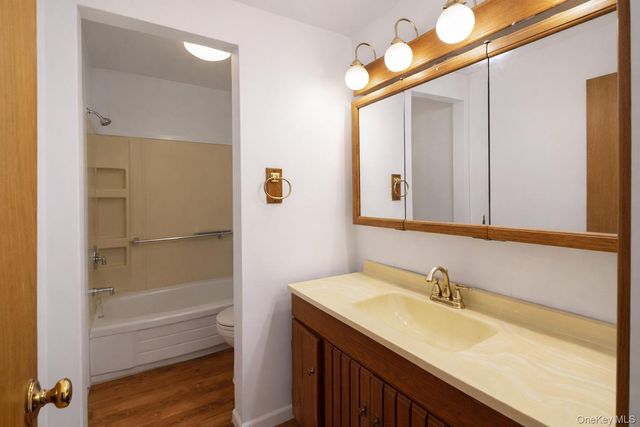 166 Halgren Crescent, Haverstraw, NY 10927