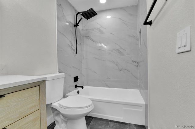 7917 Chase Circle 160, Arvada, CO 80003