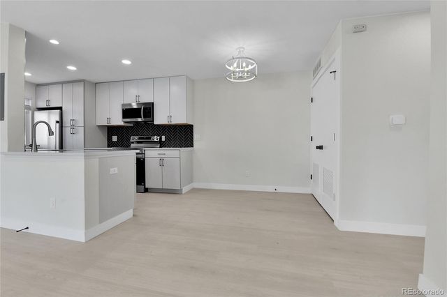 7917 Chase Circle 160, Arvada, CO 80003