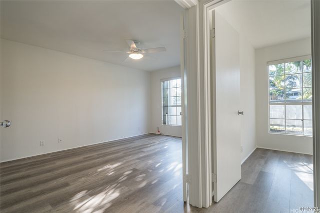 239 Mananai Place E, Honolulu, HI 96818