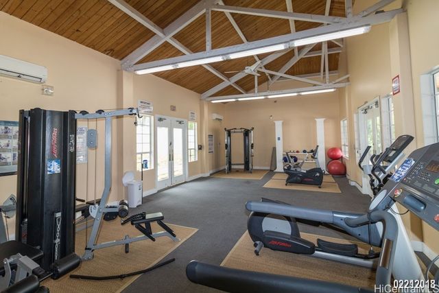 239 Mananai Place E, Honolulu, HI 96818