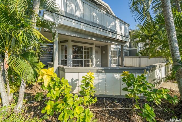 239 Mananai Place E, Honolulu, HI 96818