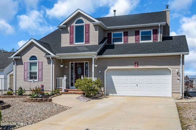 402 Atlantic City Court, Lanoka Harbor, NJ 08734