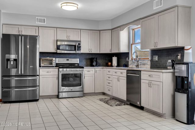 402 Atlantic City Court, Lanoka Harbor, NJ 08734