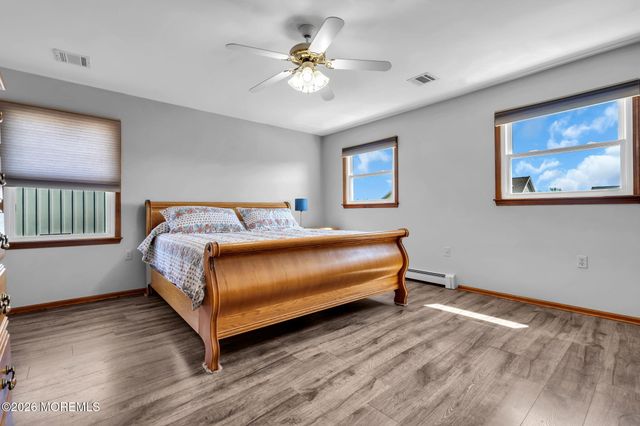 402 Atlantic City Court, Lanoka Harbor, NJ 08734