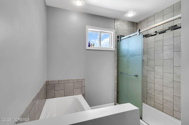 402 Atlantic City Court, Lanoka Harbor, NJ 08734