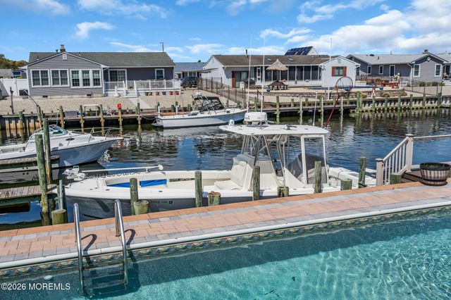 402 Atlantic City Court, Lanoka Harbor, NJ 08734