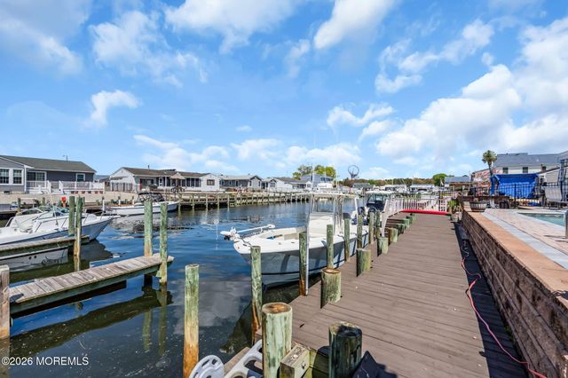 402 Atlantic City Court, Lanoka Harbor, NJ 08734