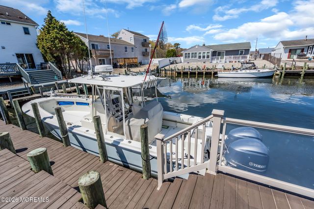 402 Atlantic City Court, Lanoka Harbor, NJ 08734