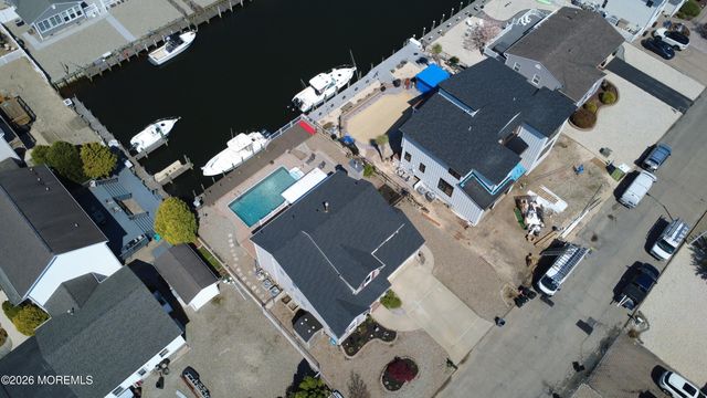 402 Atlantic City Court, Lanoka Harbor, NJ 08734