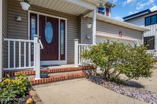 402 Atlantic City Court, Lanoka Harbor, NJ 08734