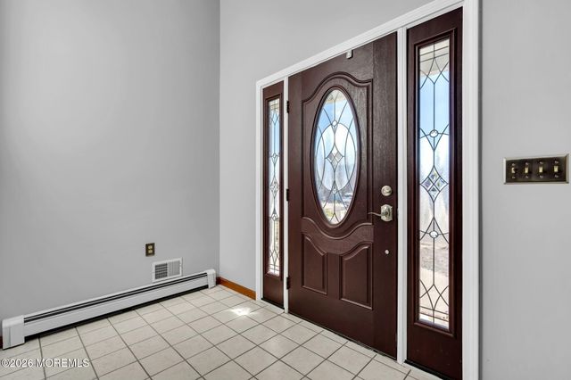 402 Atlantic City Court, Lanoka Harbor, NJ 08734