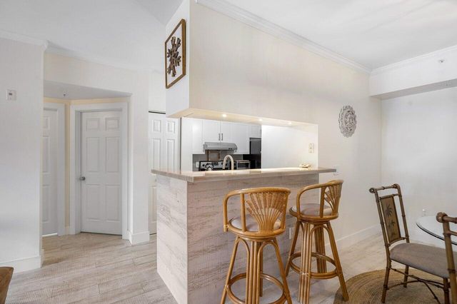 1302 Tuscany Way, Boynton Beach, FL 33435