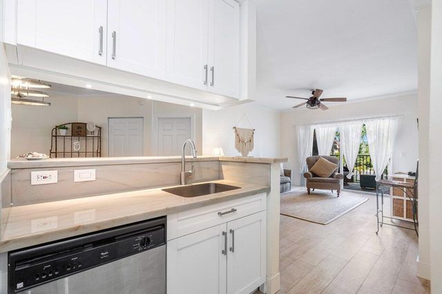 1302 Tuscany Way, Boynton Beach, FL 33435