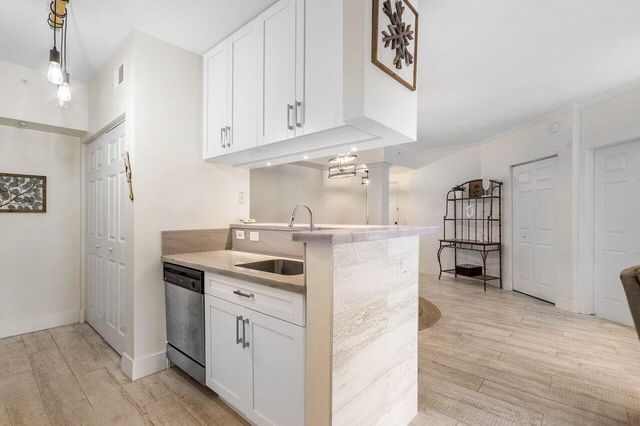 1302 Tuscany Way, Boynton Beach, FL 33435