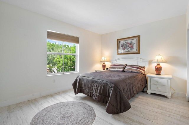 1302 Tuscany Way, Boynton Beach, FL 33435