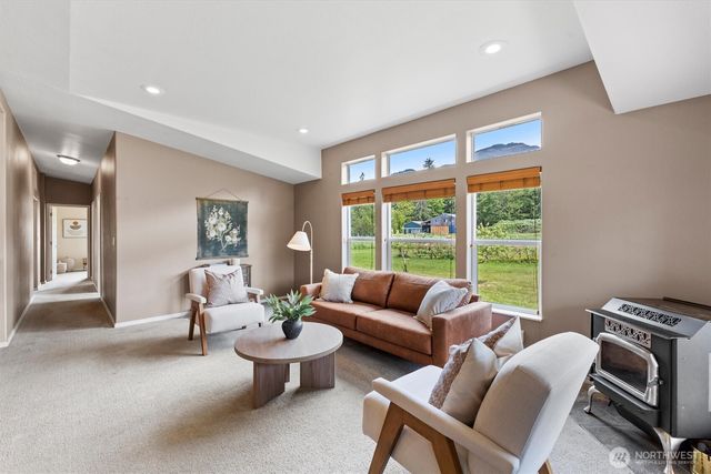 6896 Goodwin Rd, Everson, WA 98247