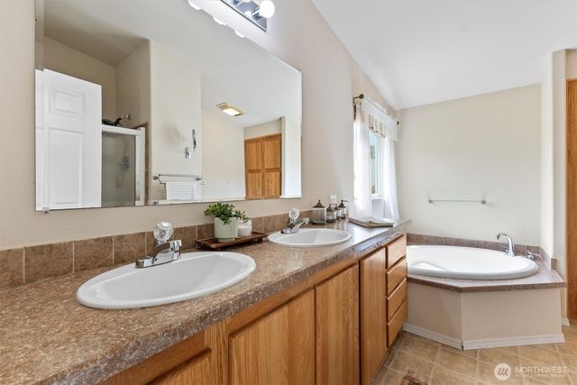 6896 Goodwin Rd, Everson, WA 98247