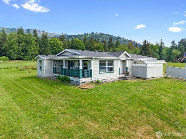 6896 Goodwin Rd, Everson, WA 98247