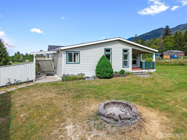 6896 Goodwin Rd, Everson, WA 98247