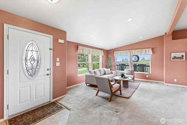 6896 Goodwin Rd, Everson, WA 98247