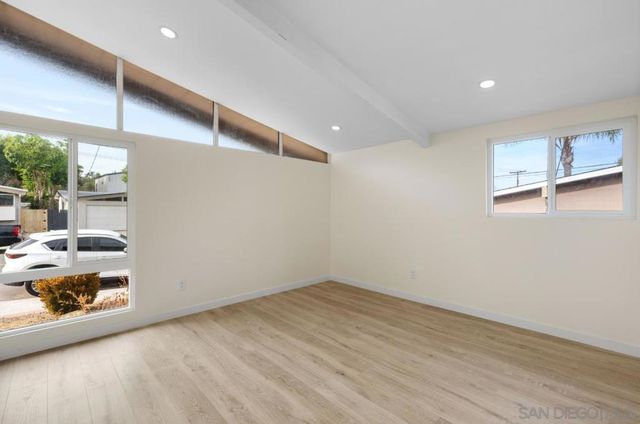 5410 Baja Dr, San Diego, CA 92115