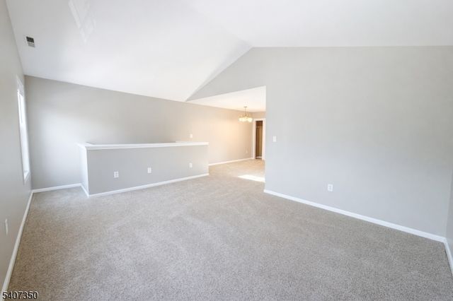 48 Holland St, Newark City, NJ 07103