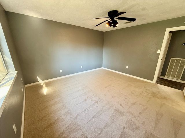 20407 Fox Haven Lane, Humble, TX 77338