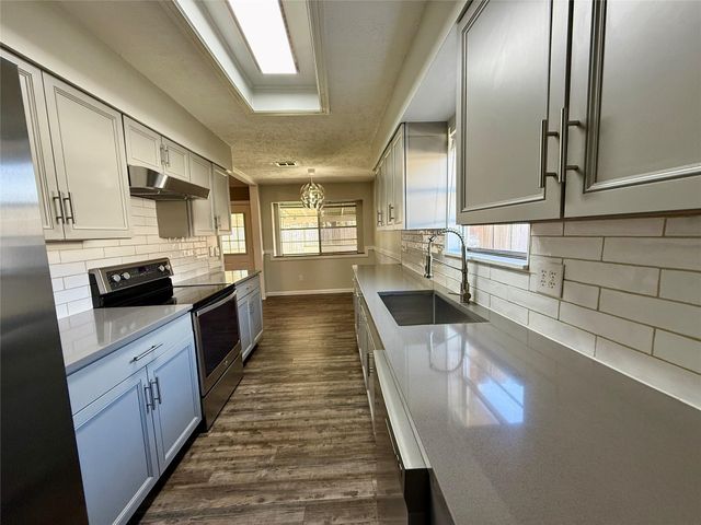 20407 Fox Haven Lane, Humble, TX 77338