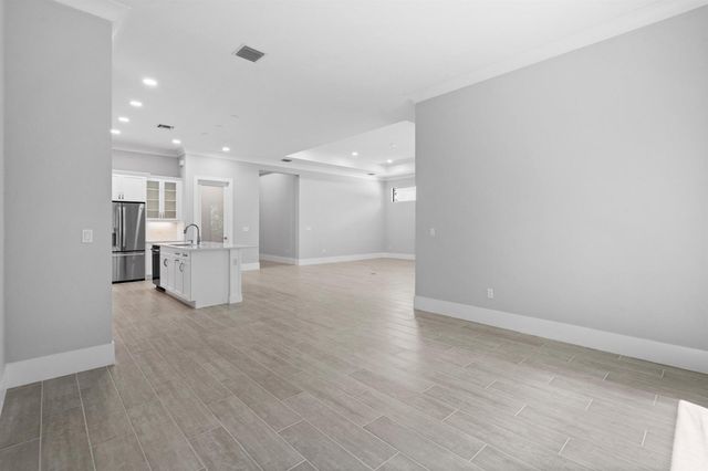 692 Ravens Landing Drive, Vero Beach, FL 32968