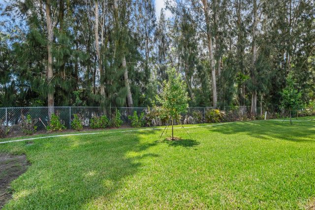 692 Ravens Landing Drive, Vero Beach, FL 32968