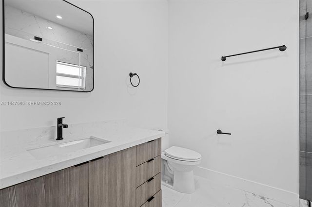 2861 NW 8th Ct, Fort Lauderdale, FL 33311