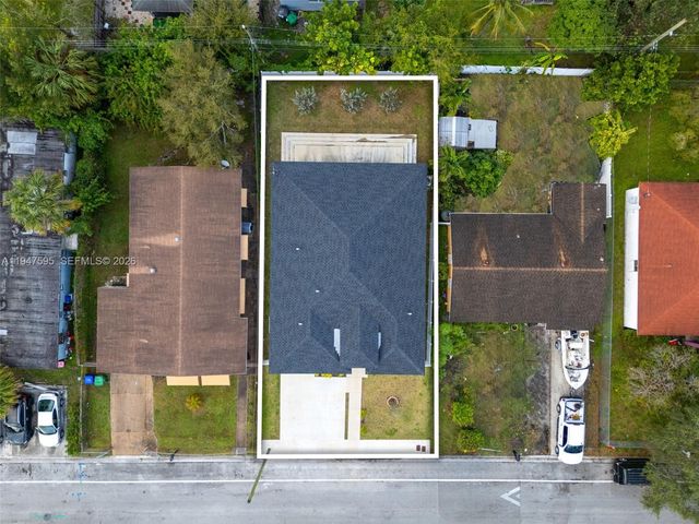 2861 NW 8th Ct, Fort Lauderdale, FL 33311