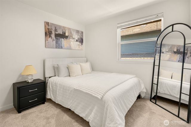11916 SE 228th Place, Kent, WA 98031