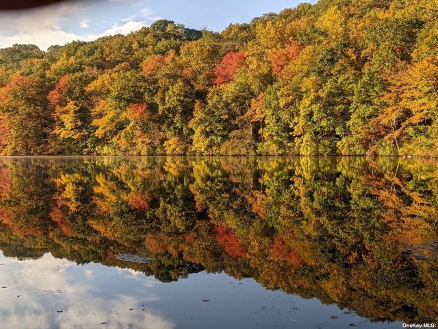 428 D Harbor Road, Cold Spring Harbor, NY 11724