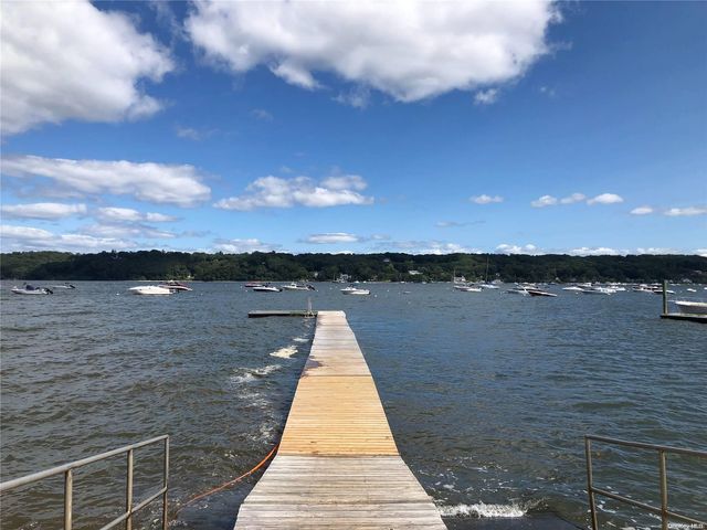 428 D Harbor Road, Cold Spring Harbor, NY 11724