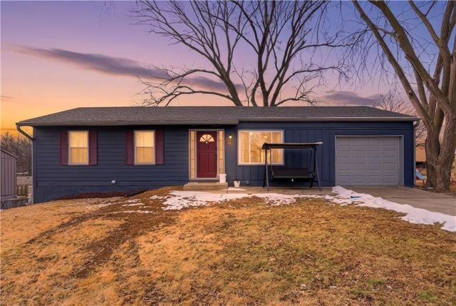 8435 Tauromee Avenue, Kansas City, KS 66112