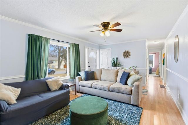 8435 Tauromee Avenue, Kansas City, KS 66112