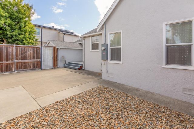 2328 Napa St, Vallejo, CA 94590