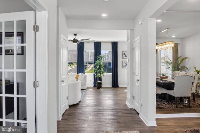 2103 BERWICK DR, Jeffersonton, VA 22724
