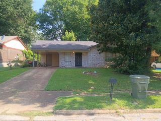 2932 LETREC CV, Memphis, TN 38127