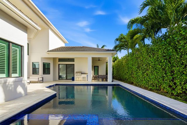 6990 NW 27TH Avenue, Boca Raton, FL 33496