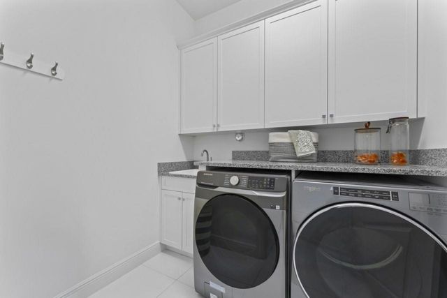 6990 NW 27TH Avenue, Boca Raton, FL 33496