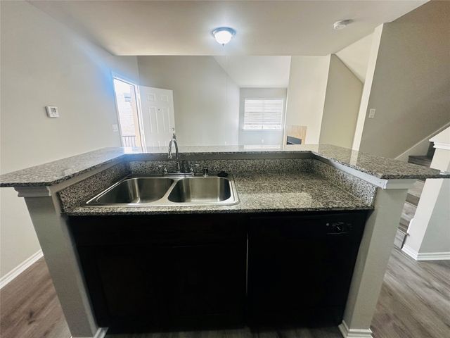 9837 Walnut Street S202, Dallas, TX 75243